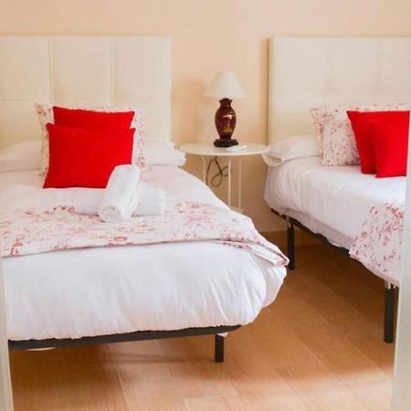 Апартаменты Piso Junto A La Catedral, 4-5 Personas Малага Экстерьер фото