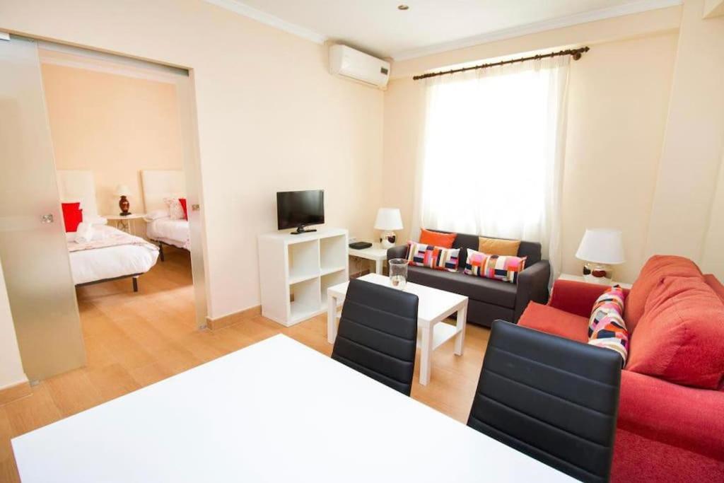 Апартаменты Piso Junto A La Catedral, 4-5 Personas Малага Экстерьер фото
