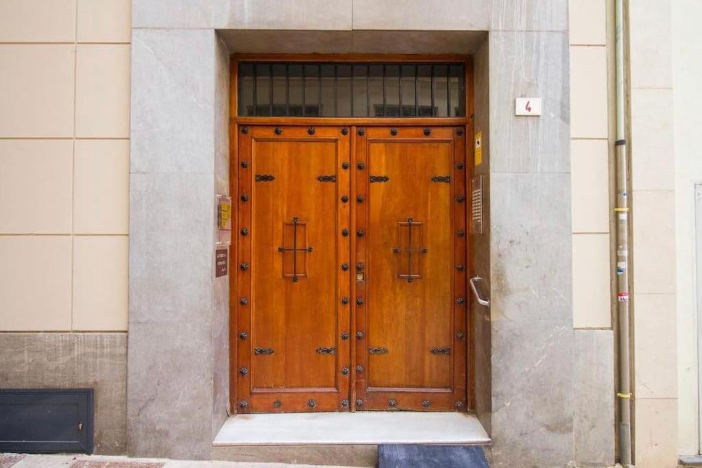 Апартаменты Piso Junto A La Catedral, 4-5 Personas Малага Экстерьер фото
